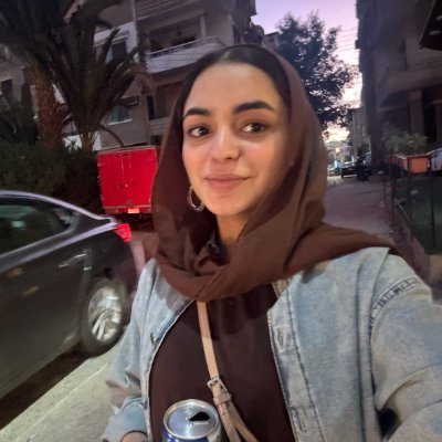 khlw54872's profile picture. 