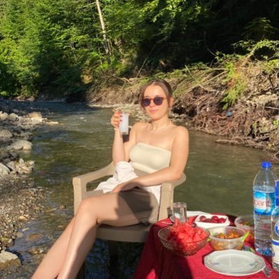 aleynagokdas's profile picture. akademi