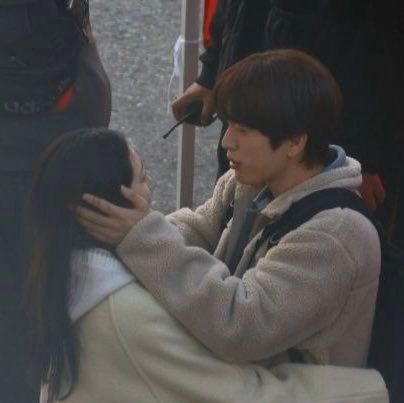 newskirts's profile picture. 