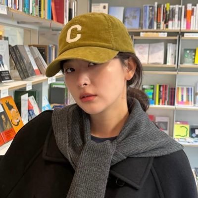 skyecable's profile picture. #TianZiyuTamangPanahon 🚬💨