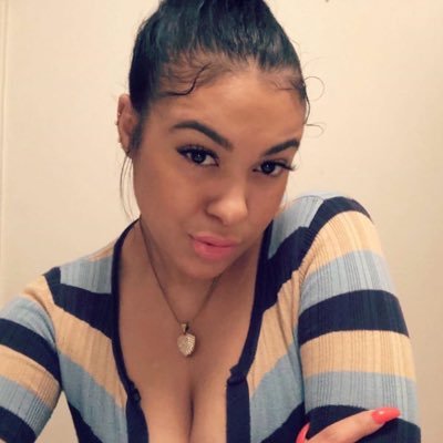 ashley84383's profile picture. 