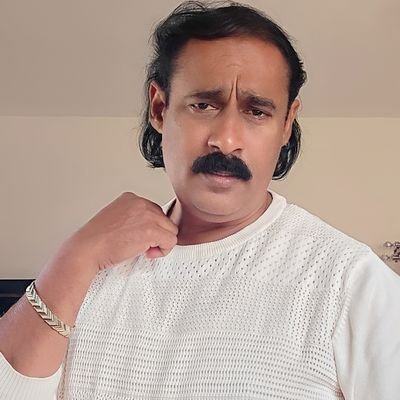 AnsarPinjari's profile picture. Dil