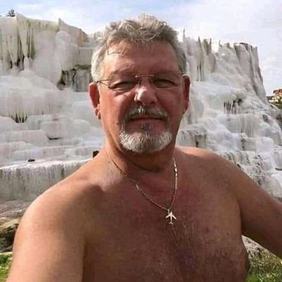 RoseOkon630351's profile picture. Hello there 
I'm a Lonely Widower, here to kill loneliness, free to all, Love Leads 🤭