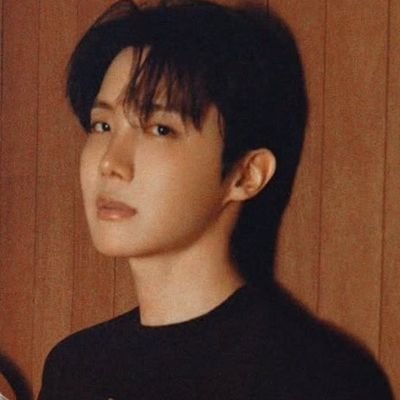 BTSinmyveins's profile picture. 𝙱𝚃𝚂 💜 𝙰𝚁𝙼𝚈 | 𝙷𝚘𝚋𝚒-𝙺𝚘𝚘𝚔-𝙹𝚘𝚘𝚗
 𝙱𝚒𝚊𝚜𝚎𝚍 | 𝚄𝙶𝙷! 𝙴𝚗𝚝𝚑𝚞𝚜𝚒𝚊𝚜𝚝 |