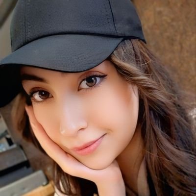 thNegar_'s profile picture. 