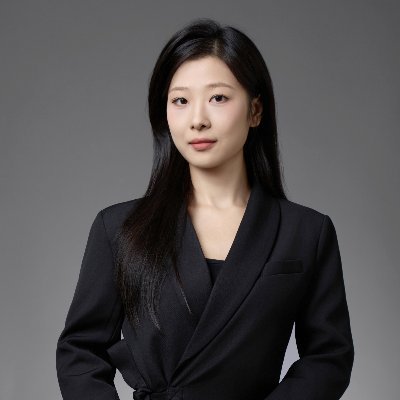 Helen_Hong121's profile picture. 