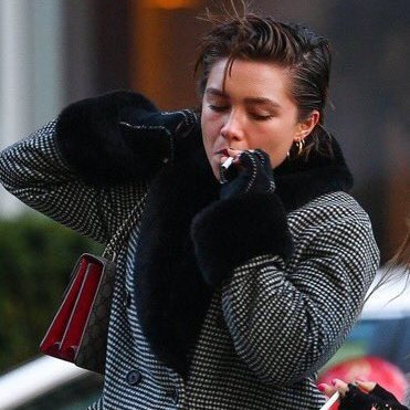 Cases4Baskets's profile picture. I don't want to be a legend
Oh, that's a goddamned lie, I do
To say I do this for the people
I admit is hardly true
Just playin the pretty girl for the measure