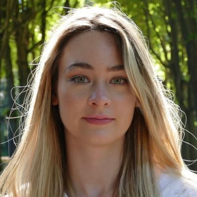 ninon_lize's profile picture. 🧠 brain decoding @mit @medialab | media artist | fellow @osventuresllc | finance chair @WiMLworkshop