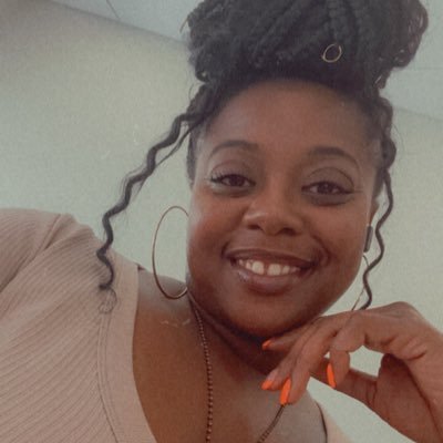 santigoldsoul's profile picture. Refreshing Conversations✨Sunflower Simp🌻Music Junkie 🤎 Save Your Kidneys Advocate. 💚 Starbucks. 💛 JER 29:11 🙏🏾 ~ Show You The Way To Go • The Jacksons