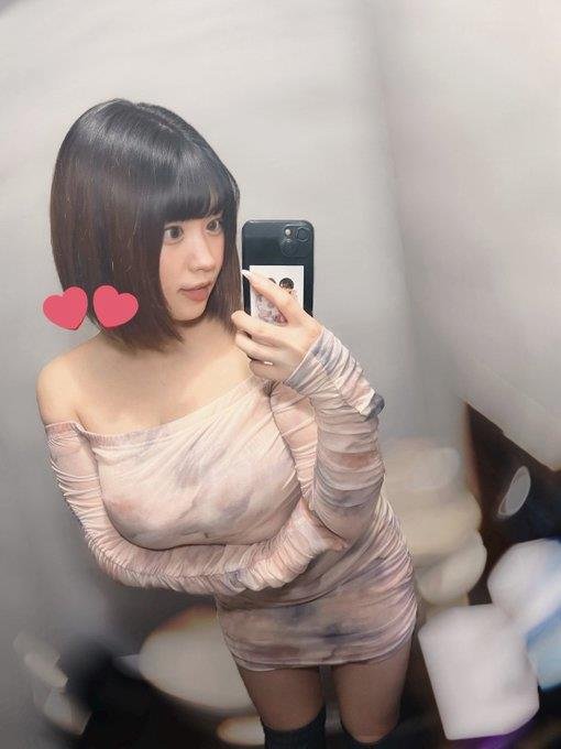 Dv96ZYYzoFNvnKV's profile picture. 私のLINE貼っとく。