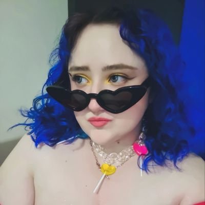 QueenyMartha's profile picture. Web3 & Furby enthusiast | 🏳️‍🌈 she/her 🇲🇽 | Opinions my OWN✨  | Game Design @MITxPro alumni
Prev: HENI, Cool Cats, POCLab