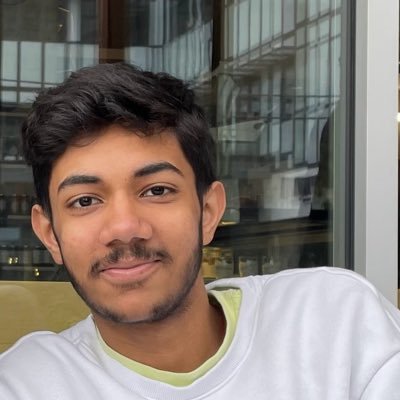 sakshambuilds's profile picture. I build software