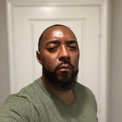 KingChiefJay's profile picture. Systems Engineer | Motivational Speaker | Music Aficionado Product of a Black mother and Nigerian father. 🇳🇬🇺🇸💀