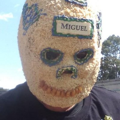 MiguelCV7701's profile picture. De Skatepec, izquierdoso (no progre). Diseñador trágico. Beatlémano, amante del rock y de la buena música. Admirador de la belleza femenina.  🇲🇽😍