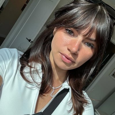 tradewithbriana's profile picture. 𝗥𝗶𝘀𝗸 𝗶𝘀 𝘁𝗵𝗲 𝗽𝗿𝗶𝗰𝗲 𝘆𝗼𝘂 𝗽𝗮𝘆 𝗳𝗼𝗿 𝗼𝗽𝗽𝗼𝗿𝘁𝘂𝗻𝗶𝘁𝘆. — 𝗥𝗮𝘆 𝗗𝗮𝗹𝗶𝗼