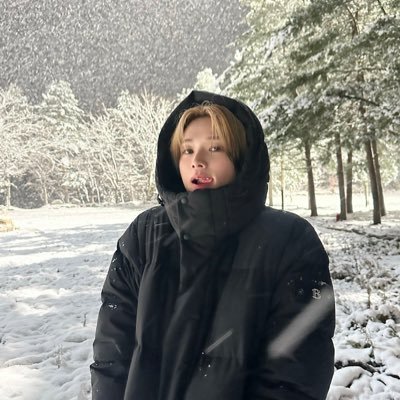 buzzluvv's profile picture. ✧ 𝐦𝐮𝐥𝐭𝐢 🤍 ⋆*･ﾟ