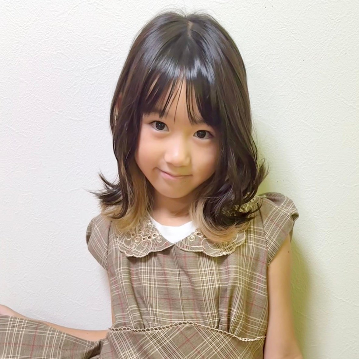 aoi1797's profile picture. はじめまして♔.ﾟあおちゃんです(母管理)世界に羽ばたくキッズモデル、アイドルを目指しています⸜🌷︎⸝‍あおちゃんの笑顔で世界中のみんなを笑顔にするぞぉ～♥js2/8歳