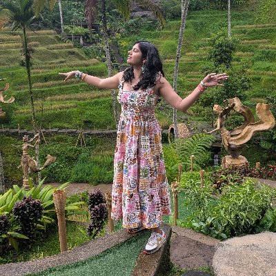 _wallwalker's profile picture. Bio? I'm a math kinda girl.
startup flounder at @AppaClub.
comedian (jester), writer.
ex-Twitter lurker.