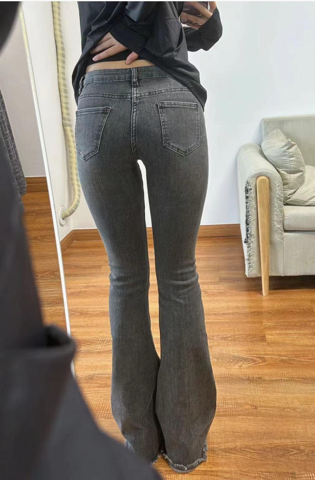 AvinashBisandre's profile picture. 30代後半⌇ピアノ講師⌇長年レスな人妻です💭寂しさ埋めたくてXを始めました🐰Fカップだけが取り柄ですが気軽に仲良くしてください🤍本人対応です