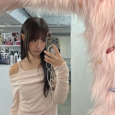 vvupuniverse's profile picture. about, KIM! 📓🎀