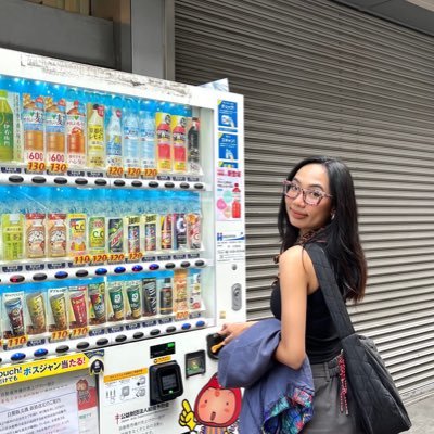 allleur's profile picture. 