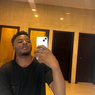 NameRoy3's profile picture. Don’t yan caps