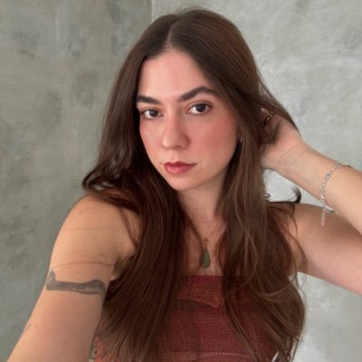 mellodramatica_'s profile picture. arriving somewhere but not here