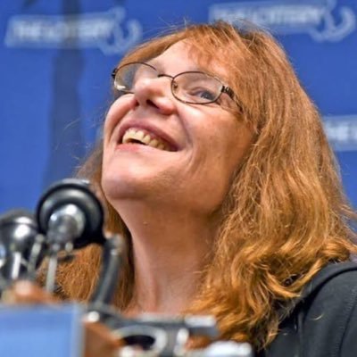 Mavis938788's profile picture. I Won A Lottery Of $758.700,000 and I’m Giving $10,000 Out To help The First 150Followers And Once You Done That DM Mavis I followed