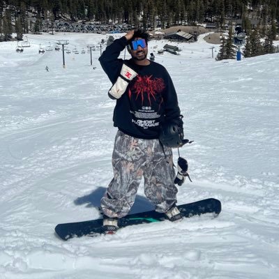 officialjora's profile picture. 