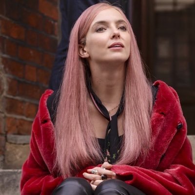 ponchonelle's profile picture. queer media enjoyer. visual & fibre artist. free palestine. 🇵🇸🍉