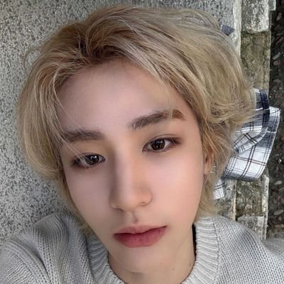 zerooziep's profile picture. 