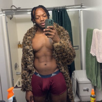 HeavyHandL's profile picture. 10in Top XXX 😈 | Taurus ♉️ | 18+ No 🔞 | LA 📍Born and Raised ☀️🌴🌊 | Just Having Fun and Sharing My Experiences | DM for Collabs