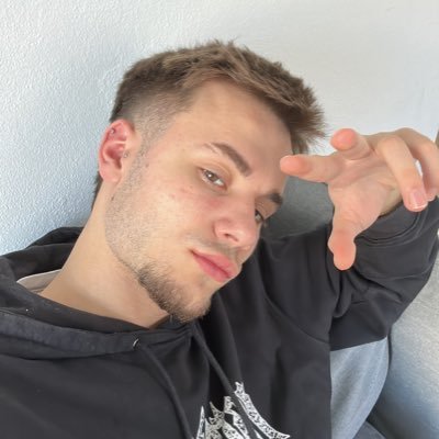 alvesxz0's profile picture. 