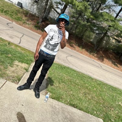 Lmolly_Da_Boss's profile picture. Fuck the world & everybody in it