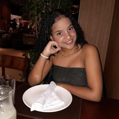 juliacristdaily's profile picture. 🩺 𝙫𝙚𝙨𝙩𝙞𝙗𝙪𝙡𝙖𝙣𝙙𝙖 𝙙𝙚 𝙢𝙚𝙙𝙞𝙘𝙞𝙣𝙖 𝙚𝙣𝙚𝙢 𝙚 𝙪𝙚𝙧𝙟                     🤍 18𝙮𝙤
