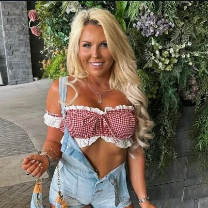 SophieS5472's profile picture. 