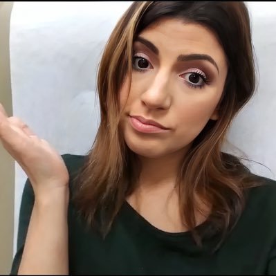 LamDanielle0832's profile picture. The Richer get rich cause the poor think every opportunity is scam🤷‍♀️