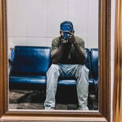 Abd00l4's profile picture. Workout lover | Stoic at heart | Loyal & honest | I stay real always | Living with the memory of my late mom ❤️