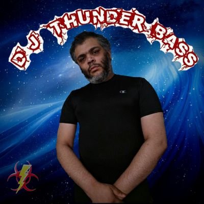 DevontEwing's profile picture. EDM DJ/Producer,
All Original Music,
Photographer,
Graphic Designer,
& Nerd