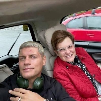 prmichellerubio's profile picture. 