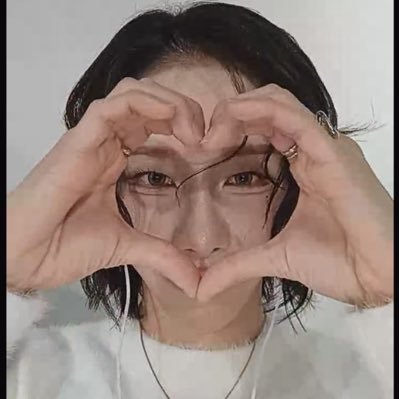 vamp1re_d1ar3s's profile picture. ૮˶• ༝ •˶ა ./づ /̵͇̿/’̿’̿ ̿ ̿̿ ̿̿ ̿̿ ‧₊˚♥︎ keep a pink stun gun just in case I'm in trouble