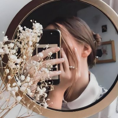 mekistor's profile picture. Just a girl who believes in kindness🥰😍💫