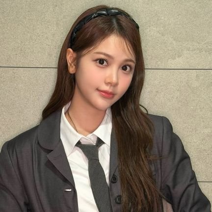 ccarmeyn's profile picture. ㅤRP 2OO6 : 'secret of the palm tree sunshine? like sun, sun, shine! 🌴 a radiant fairy from bali who spreads happy virus with her multilingual melodies, Carmen!