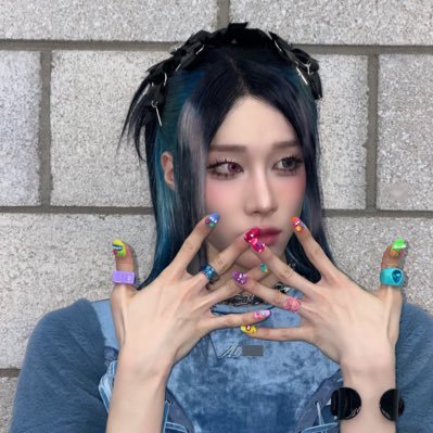 v_ji_min's profile picture. “move on with your SHINee ass life” • the chaser by infinite’s #1 stan • step by kara enthusiast • multi • i post about whatever i want on here • (18+ only pls)