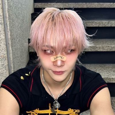 Aihalys's profile picture. Body in abyss, heart in paradise 🌼