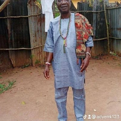 FayemiOluwo's profile picture. 