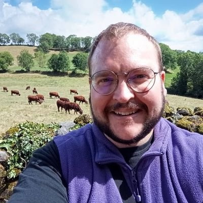 LagorioValentin's profile picture. 🥖 Boulanger

Cadre @Nouveau_RPR ☨🇨🇵☨

Défend la boulangerie artisanale, les #éleveurs, #agriculture #traditions #identité
 #terroirs #gaullisme #cinémadePapa