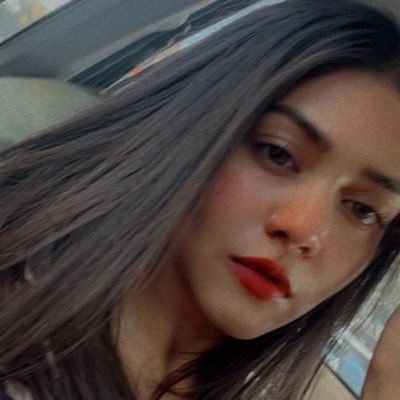 urvahsaikhani's profile picture. 