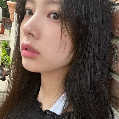 sunigifs's profile picture. 