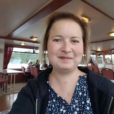 Hong_Sadila1's profile picture. 